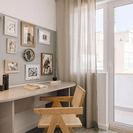 Genal - 2 Bedrooms And Office In Arroios Appartamento *