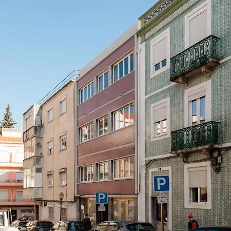 アパート Genal - 2 Bedrooms And Office In Arroios *